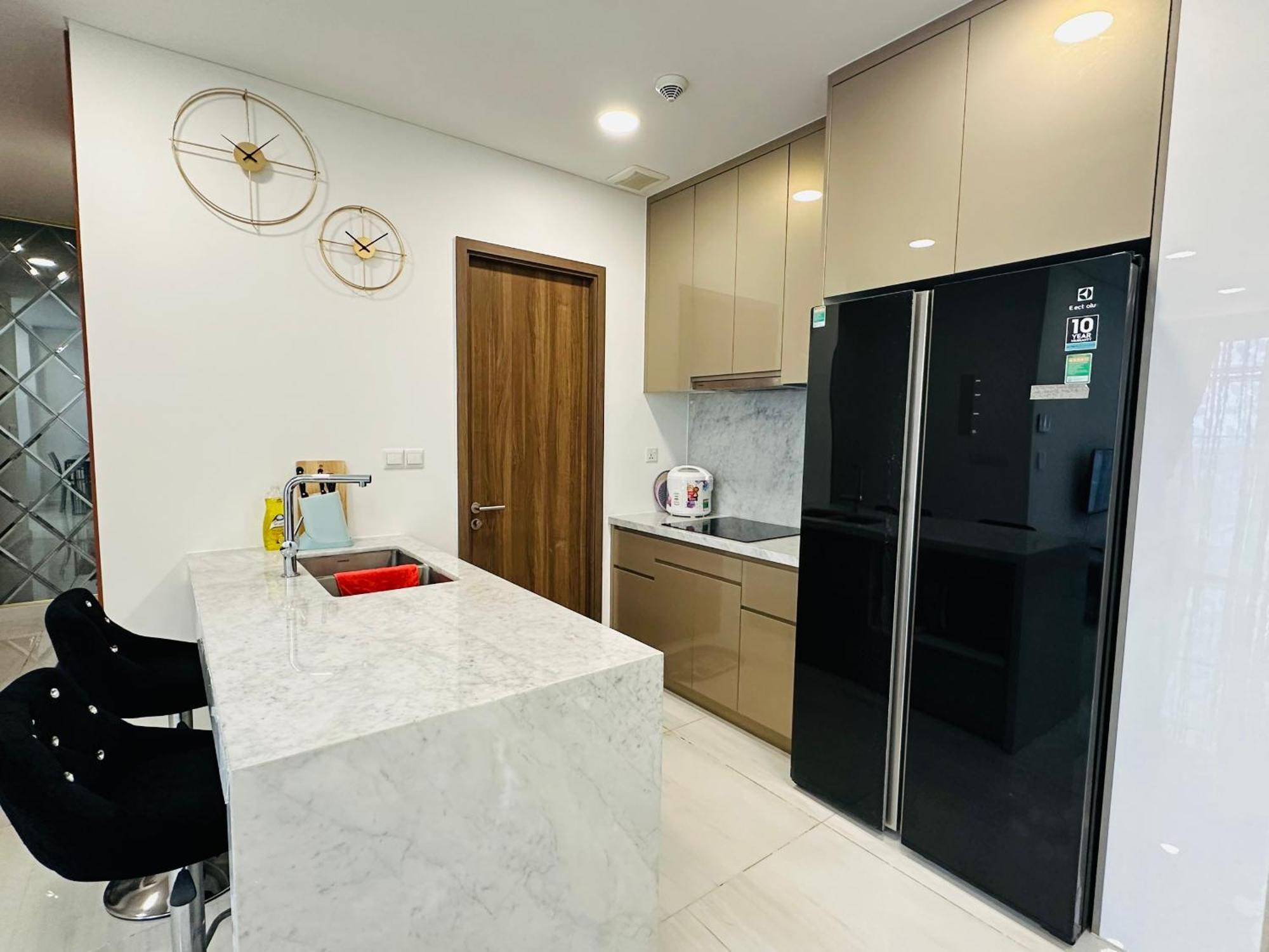 Apartment Kingdom 101 - 2 Phong Ngu Quan 10, Hcm *
