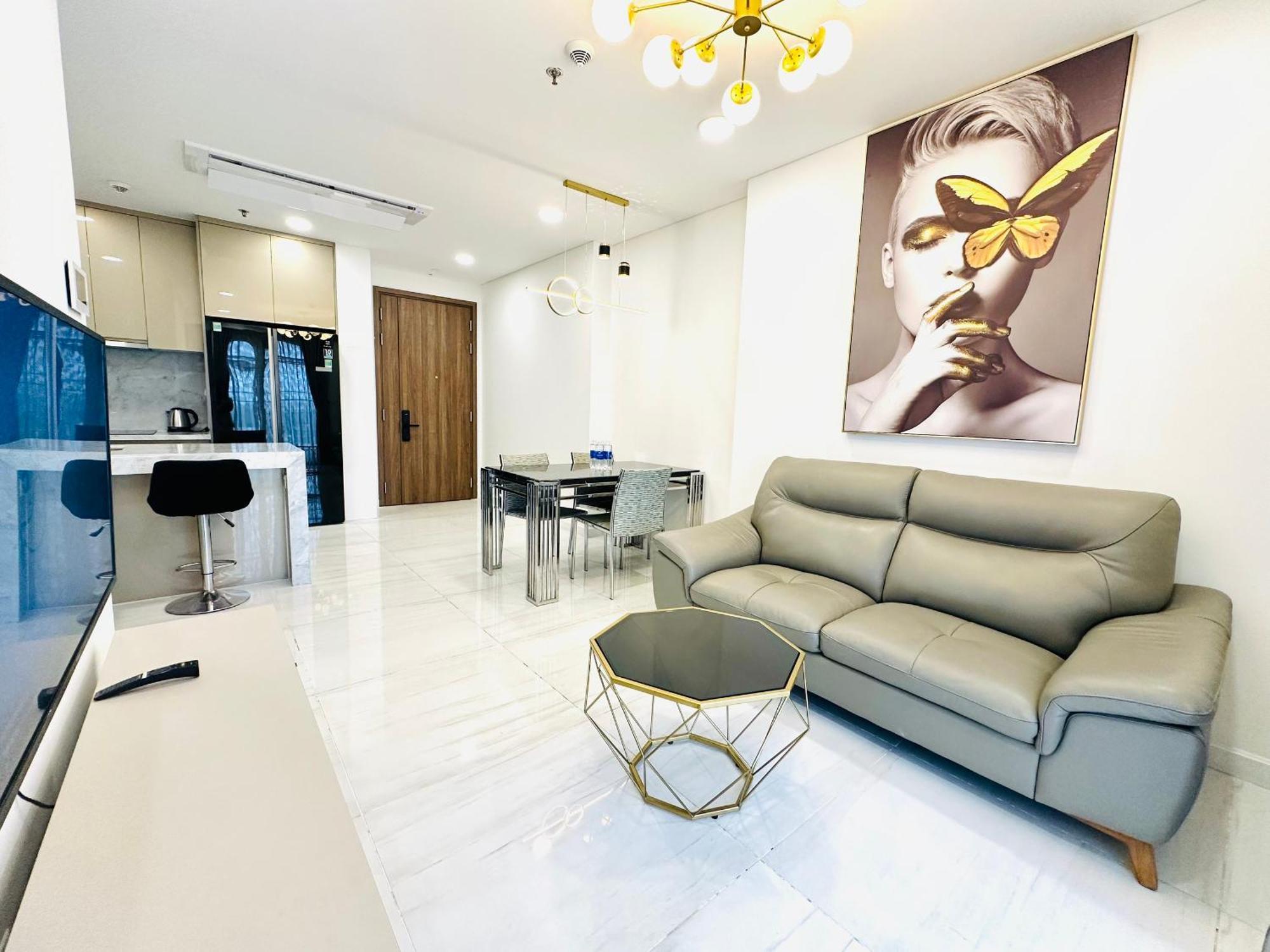 Apartment Kingdom 101 - 2 Phong Ngu Quan 10, Hcm *